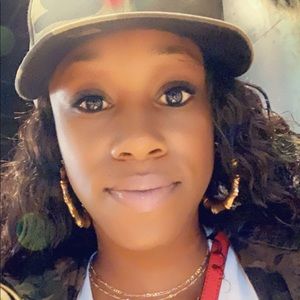 Meet your Posher, Frances